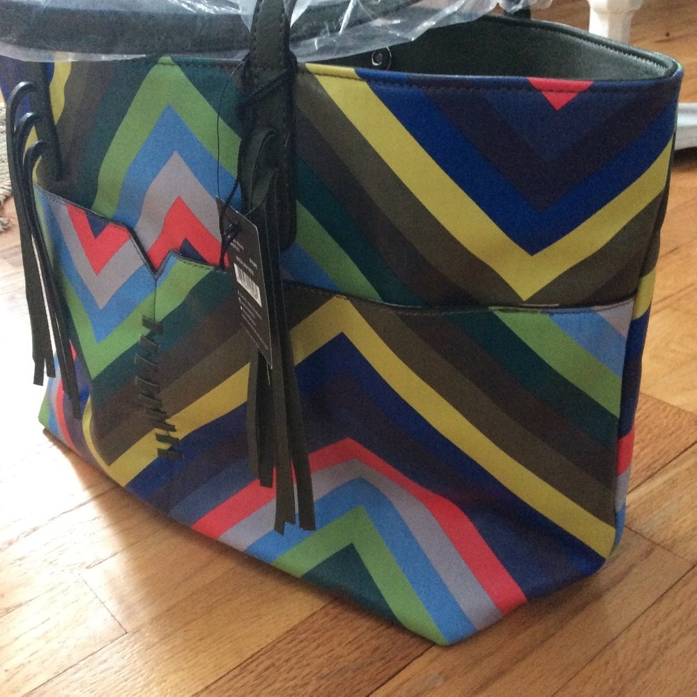 NWT Danielle Nicole bag